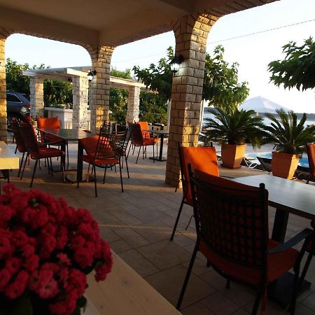 Guest House Villa Papalina 拉布 外观 照片